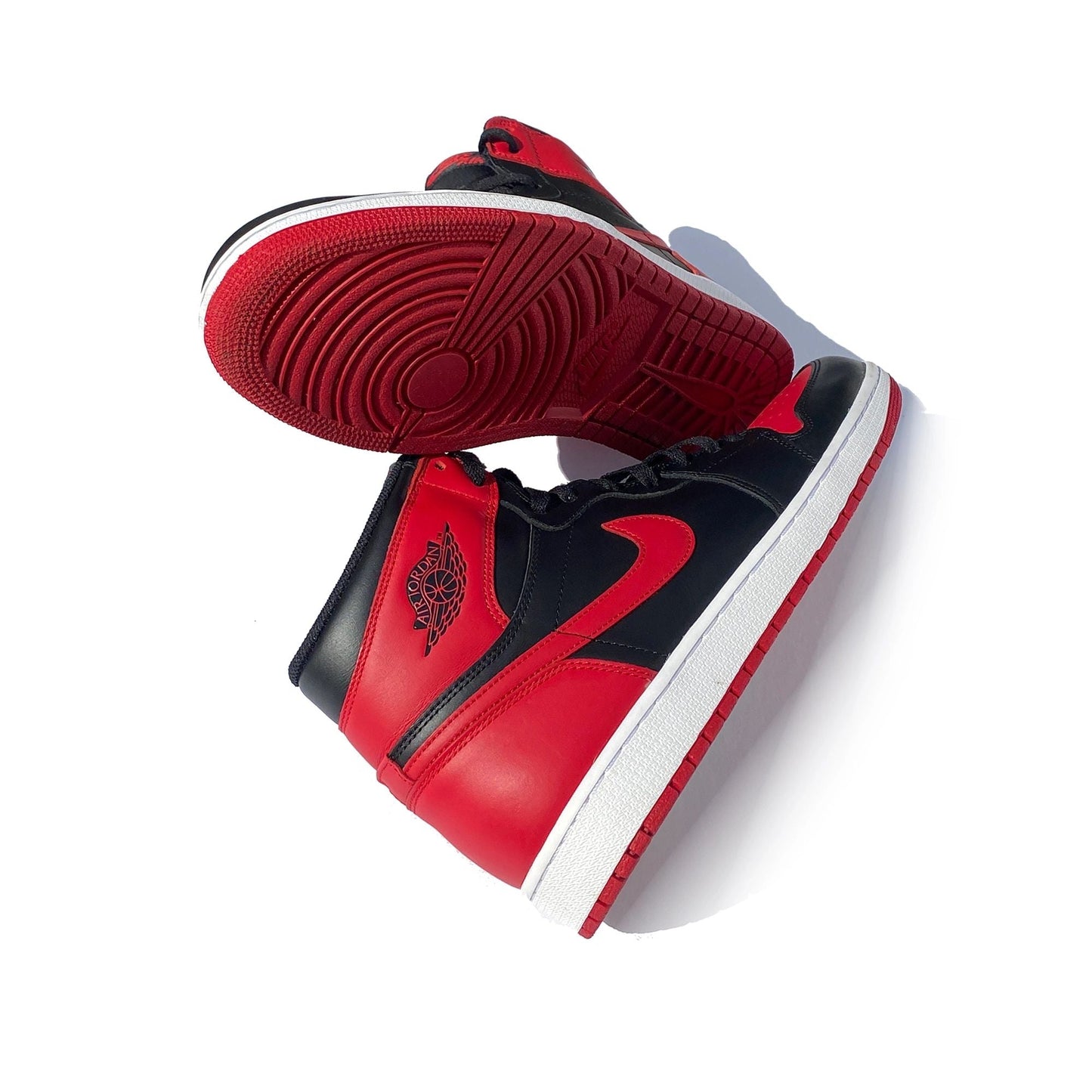 Nike Air Jordan 1 Retro Banned BRED 2016 Size 13