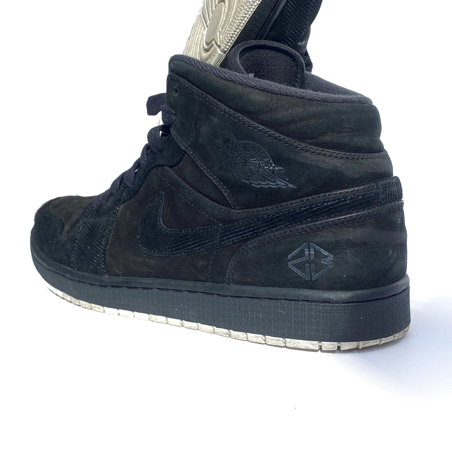 Nike Air Jordan 1 Retro Mid "Suit & Sneakers" Promo