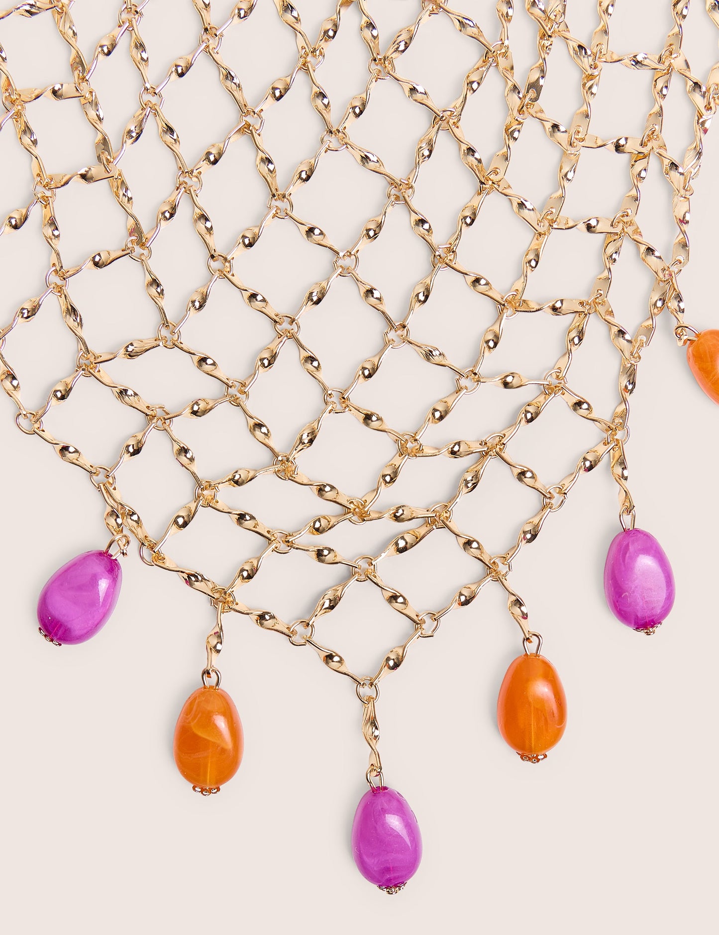 Chainmail Necklace With Beads in Gold