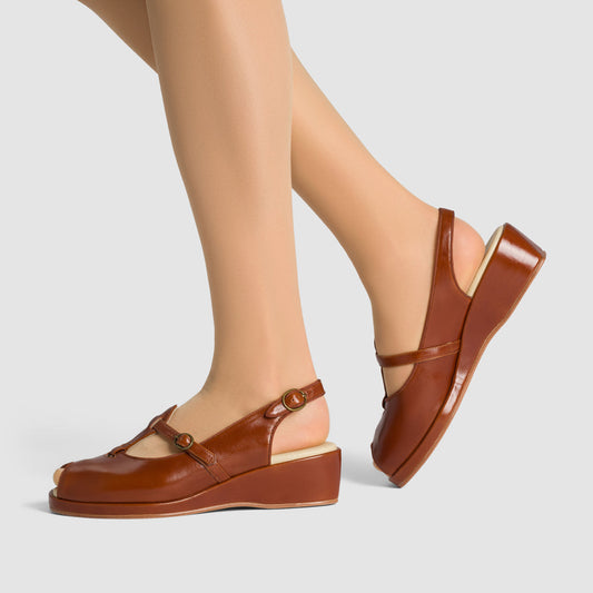 Betty Vintage Sandals (Walnut)