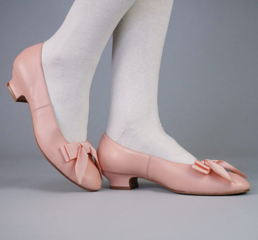 Waltz Edwardian Slipper (Peach)