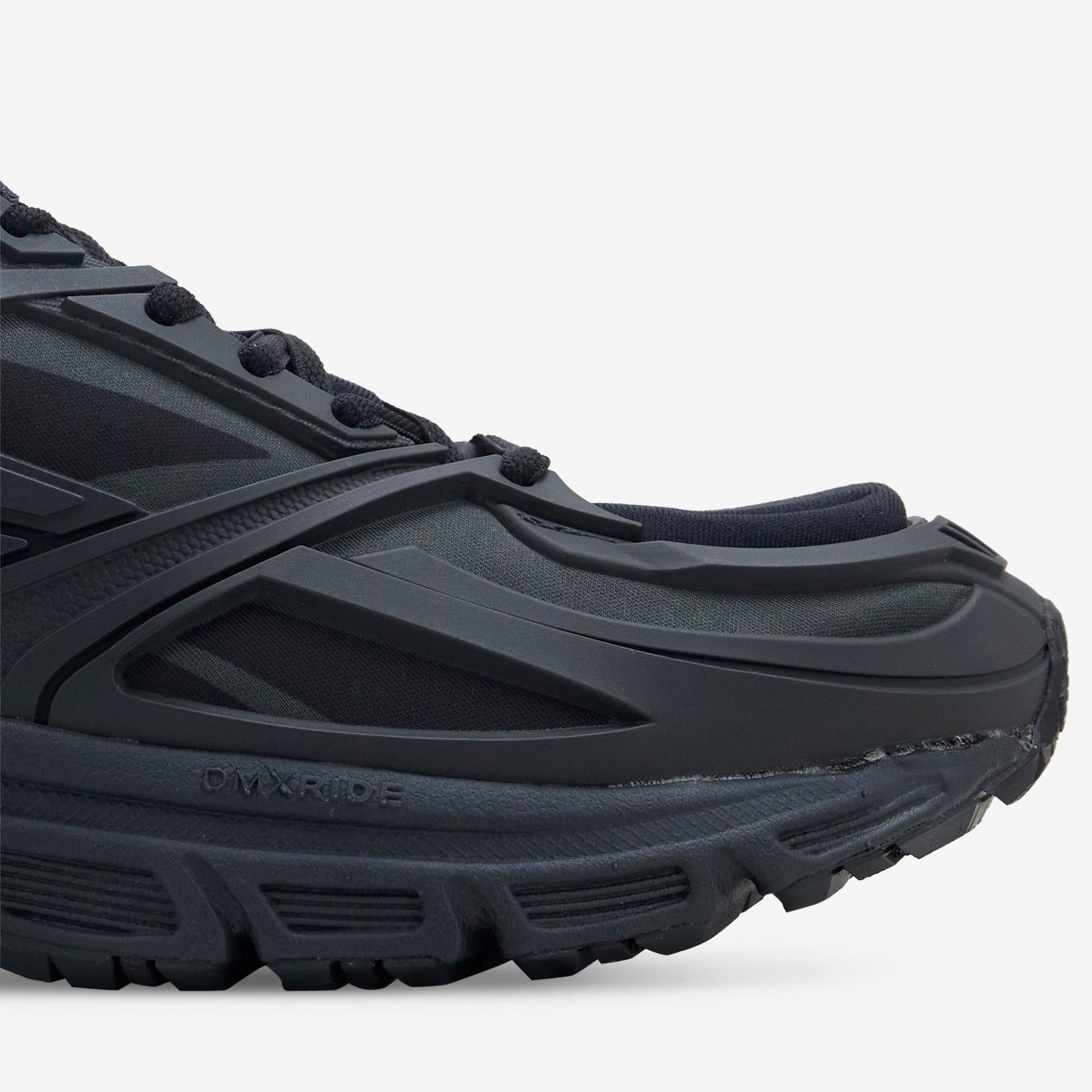 Premier Road Modern Black