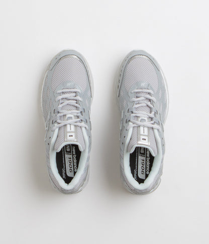 New Balance 1906W Shoes - Silver Metallic / White