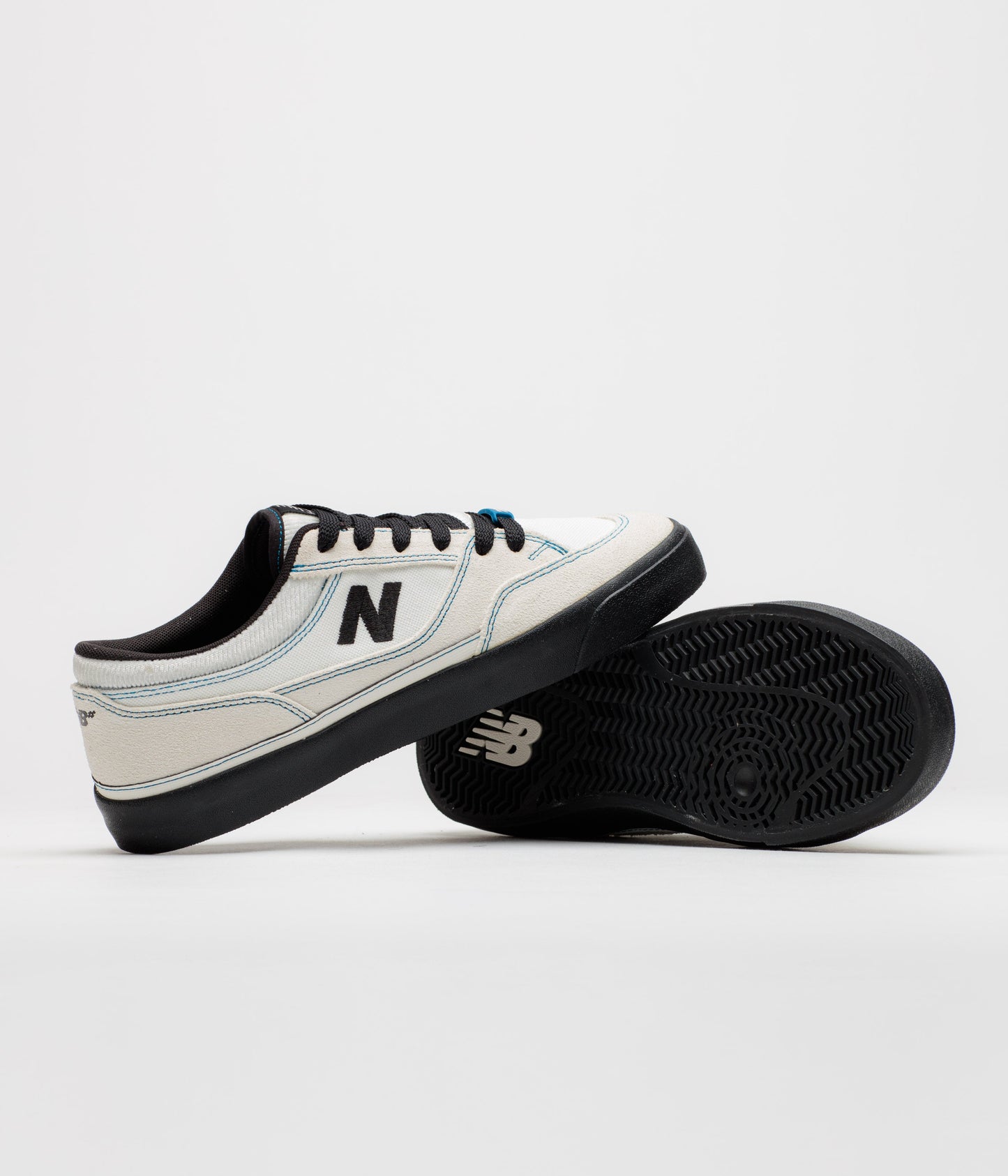 New Balance Numeric 417 Franky Villani Shoes - White / Black