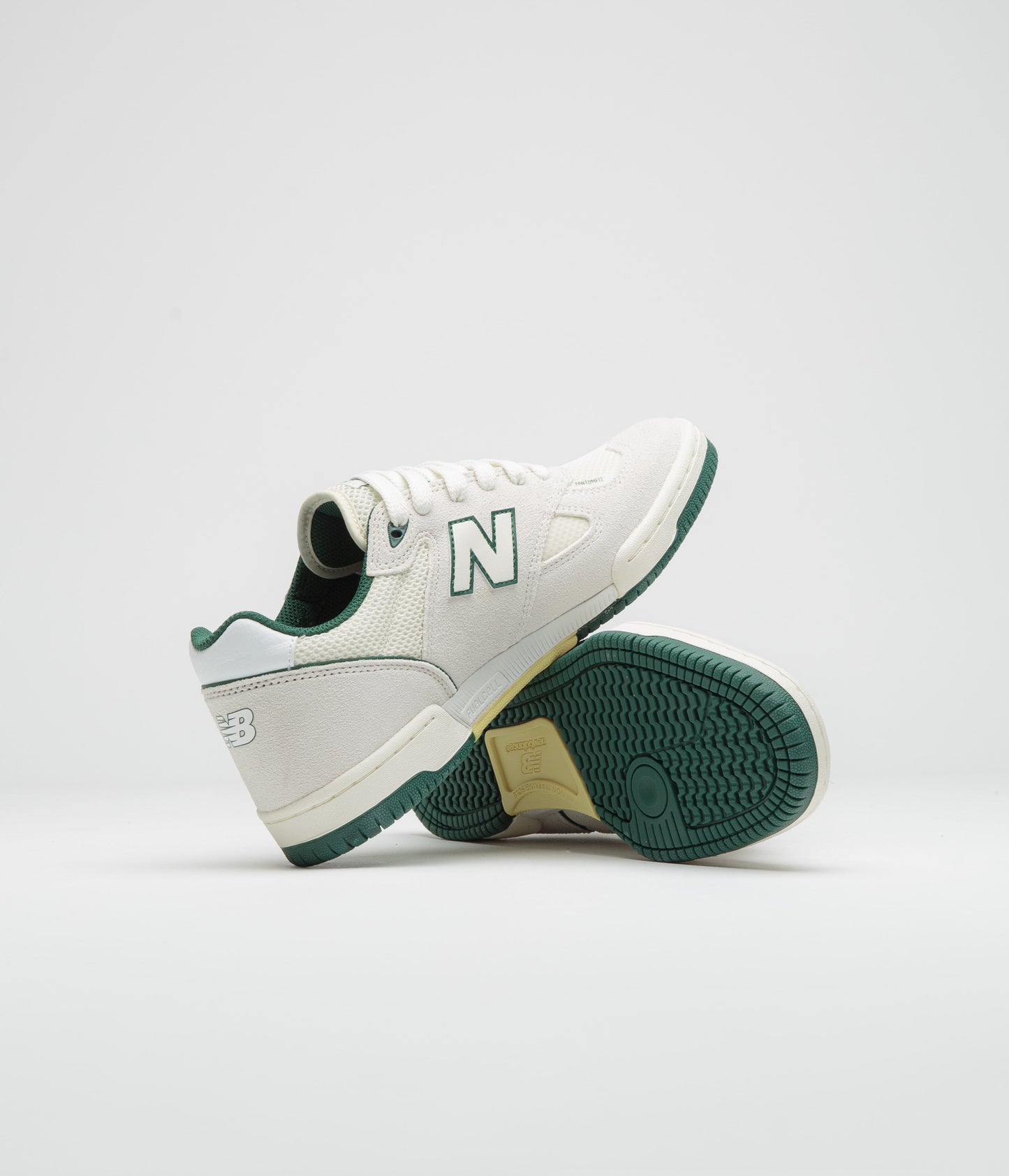 New Balance Numeric 600 Tom Knox Shoes - White / Green
