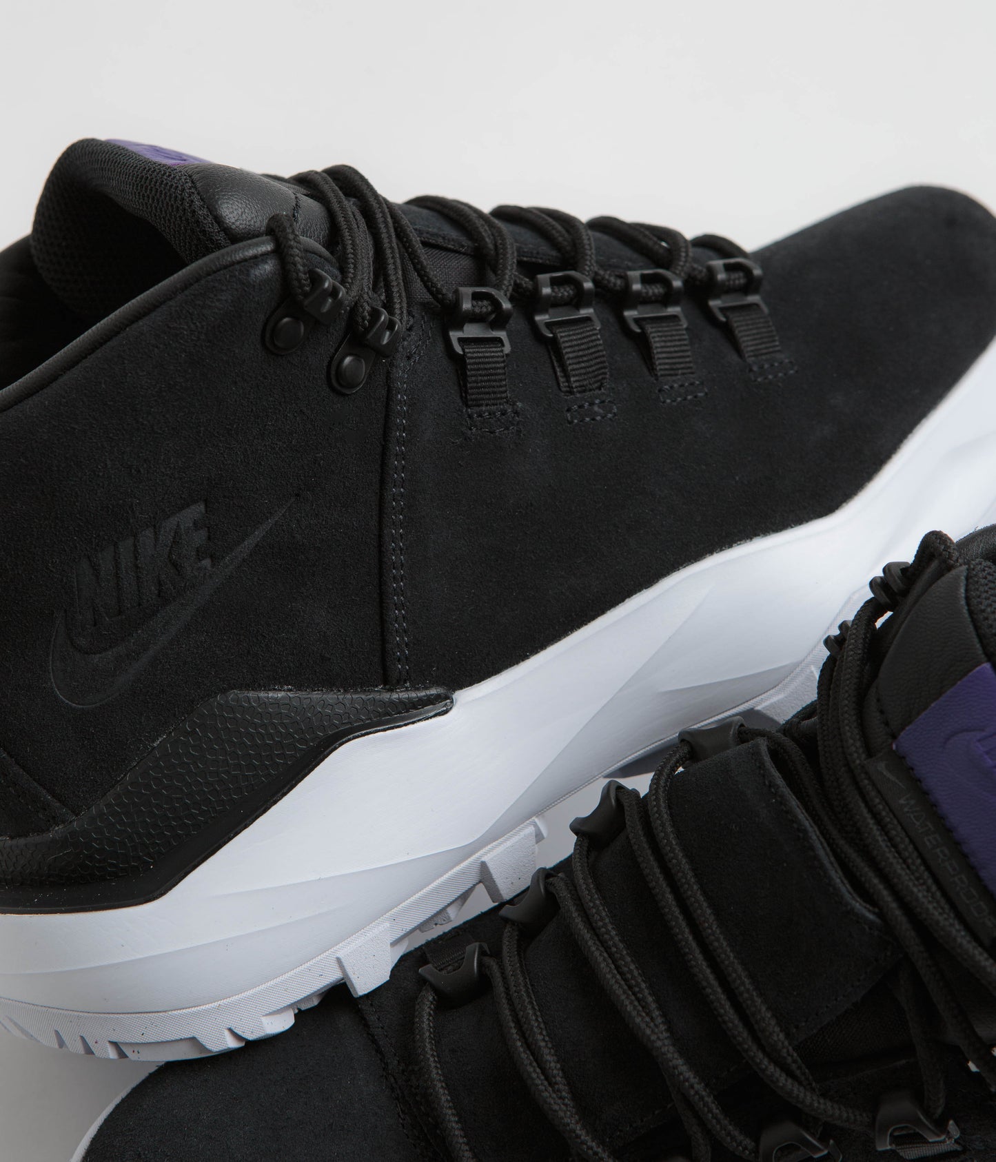 Nike Cygnal Shoes - Black / Court Purple - White - Black
