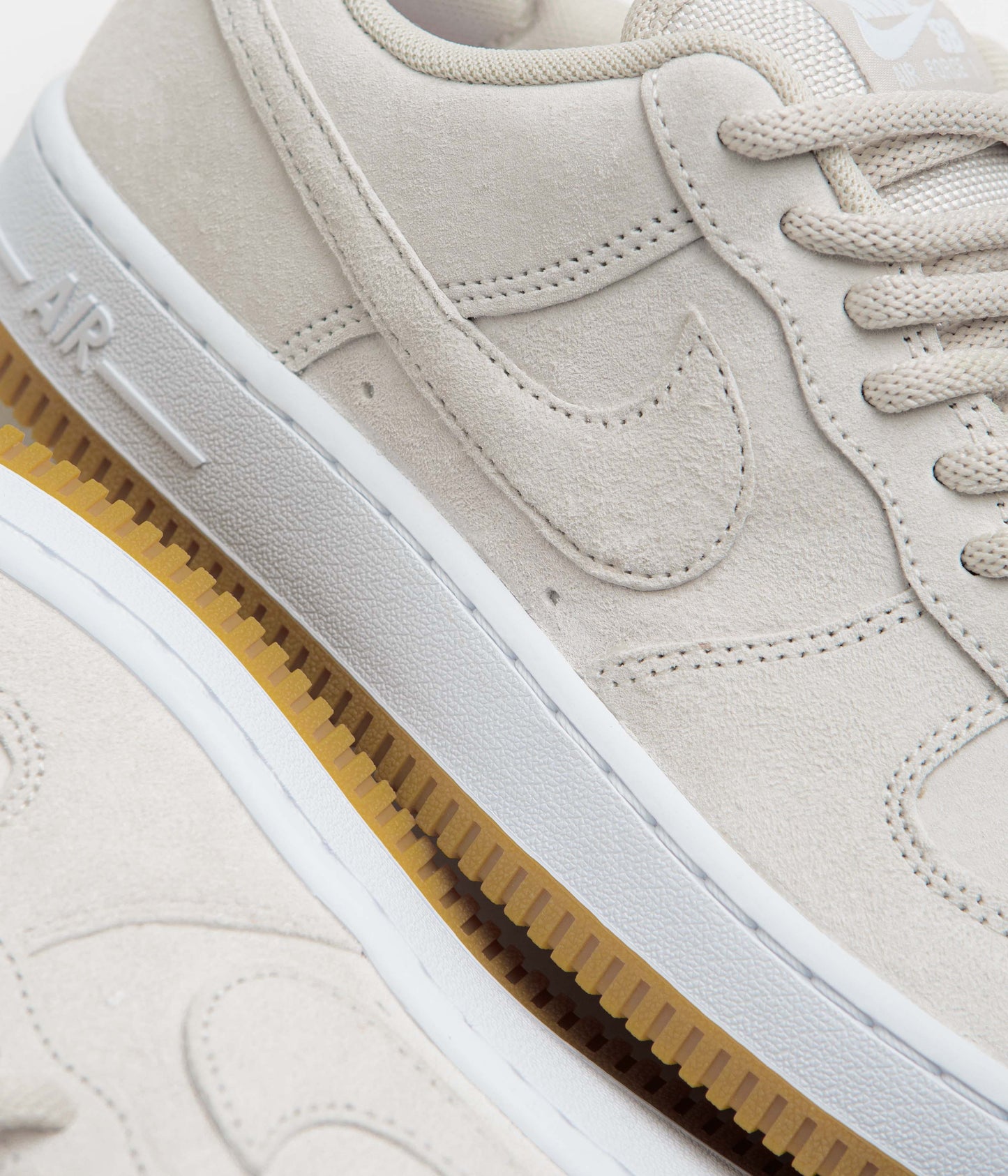 Nike SB Air Force 1 Shoes - Light Orewood Brown / Light Orewood Brown - White
