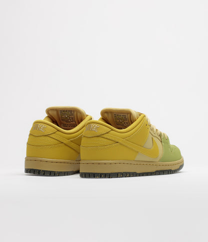 Nike SB Dunk Low Pro Shoes - Saffron Quartz / Saffron Quartz - Pear