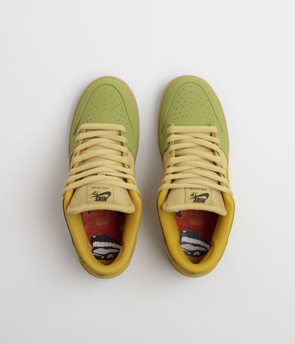 Nike SB Dunk Low Pro Shoes - Saffron Quartz / Saffron Quartz - Pear
