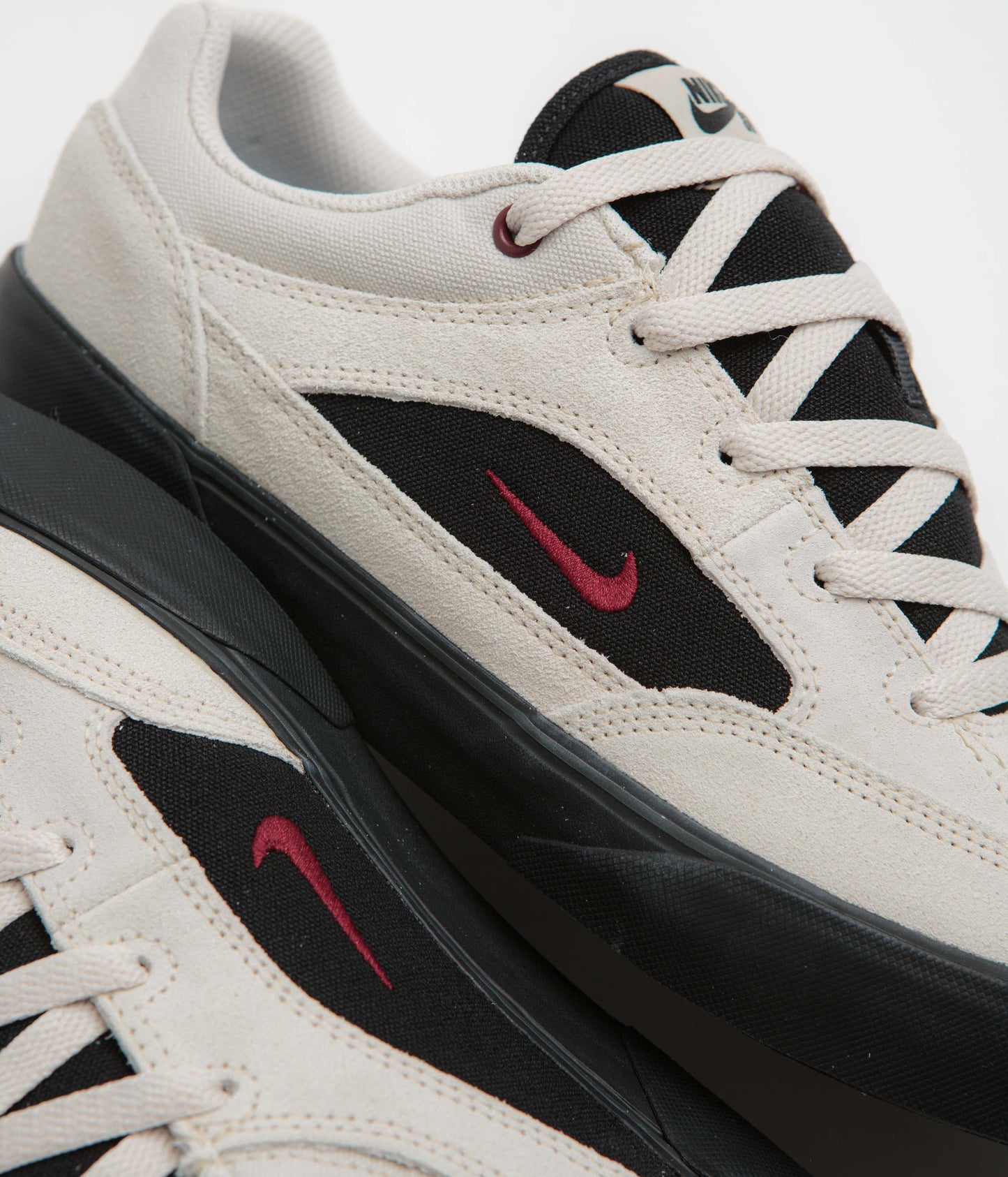 Nike SB Malor Shoes - Light Orewood Brown / Team Red - Black