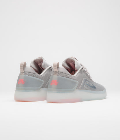 Nike SB Nyjah 4 Shoes - College Grey / Mink Brown - Light Silver