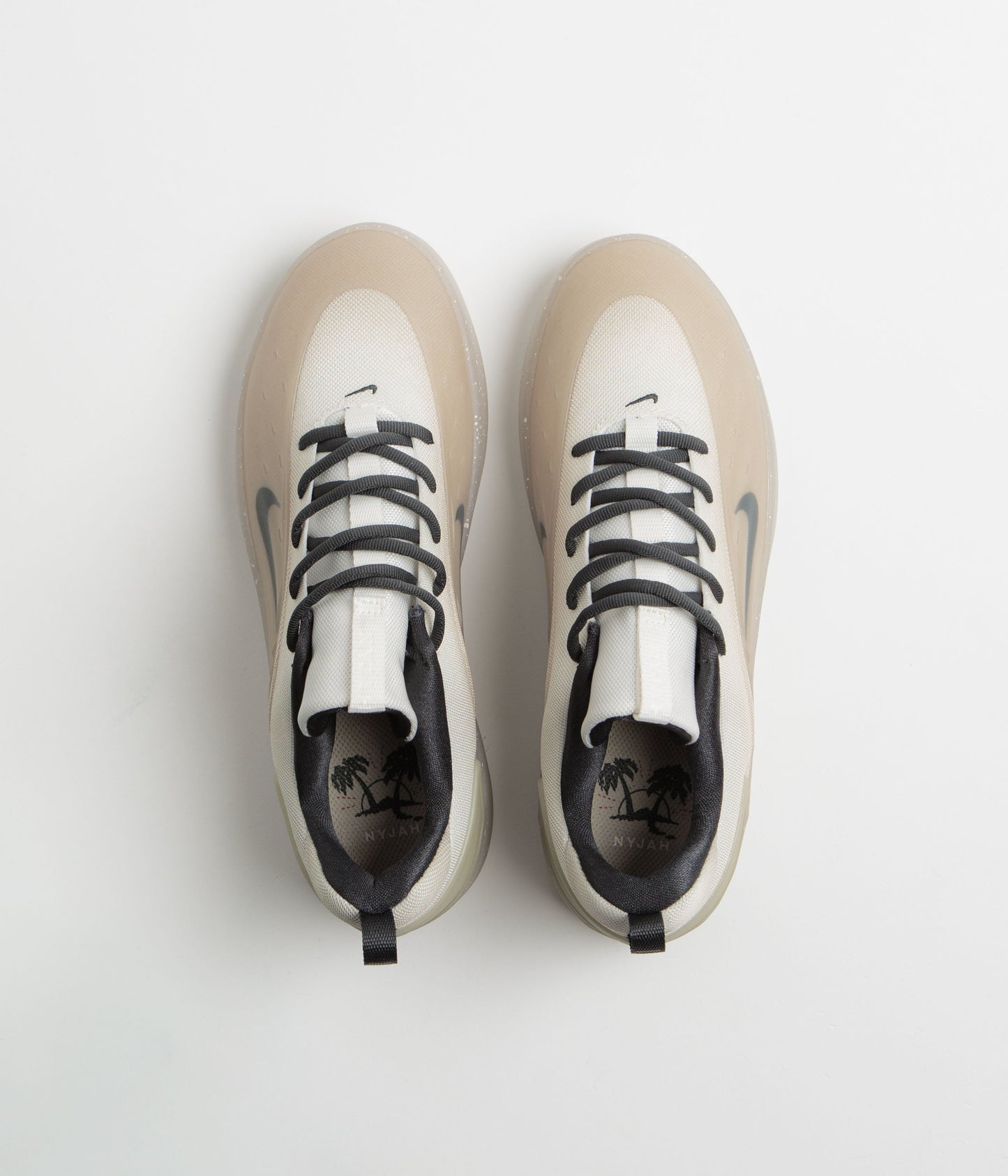 Nike SB Nyjah 4 Shoes - Desert Khaki / Dark Smoke Grey
