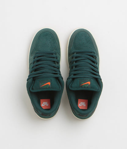 Nike SB Orange Label Dunk Low Pro Shoes - Deep Fir / Black - Fir - Sail