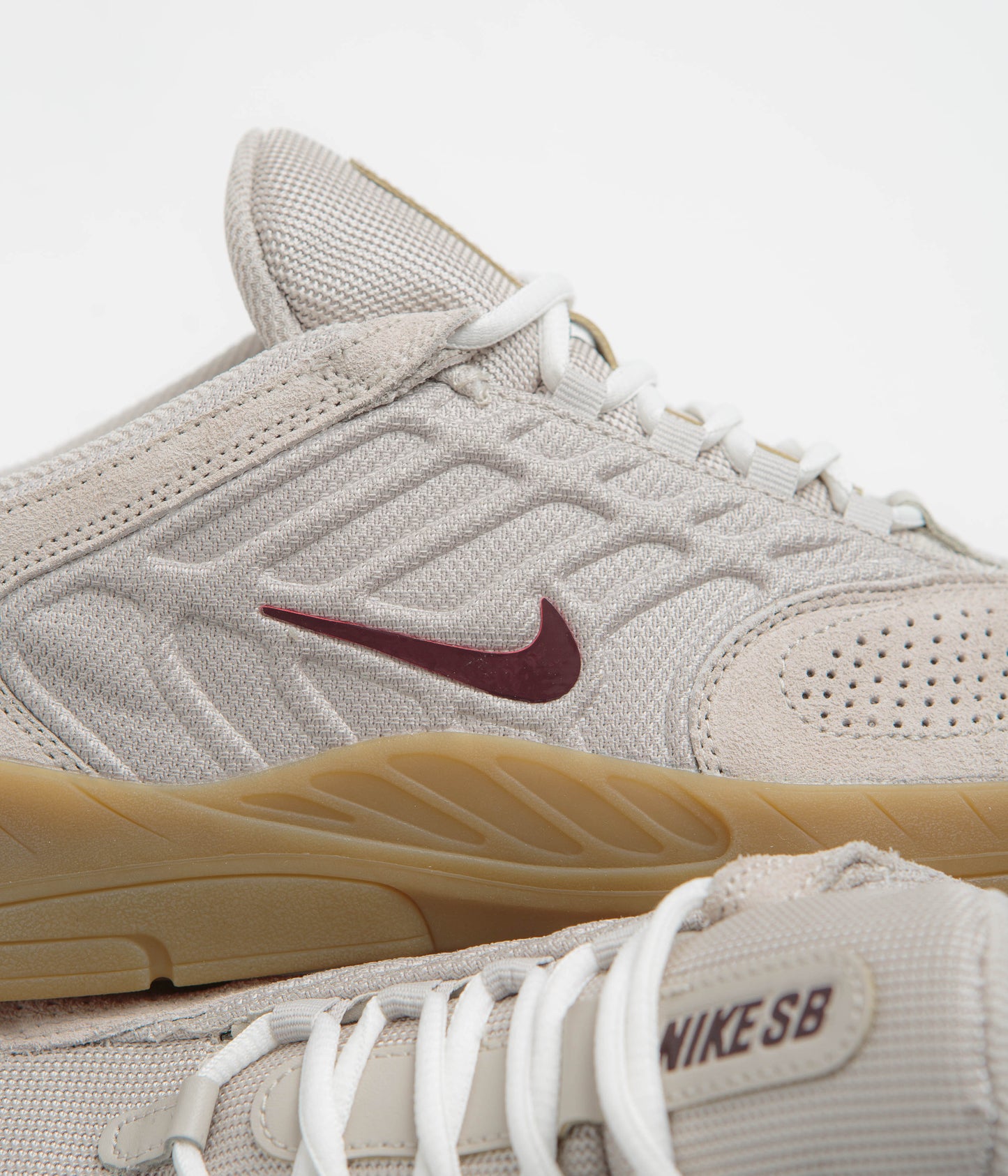 Nike SB Vertebrae Shoes - Cream II / Burgundy Crush - Phantom