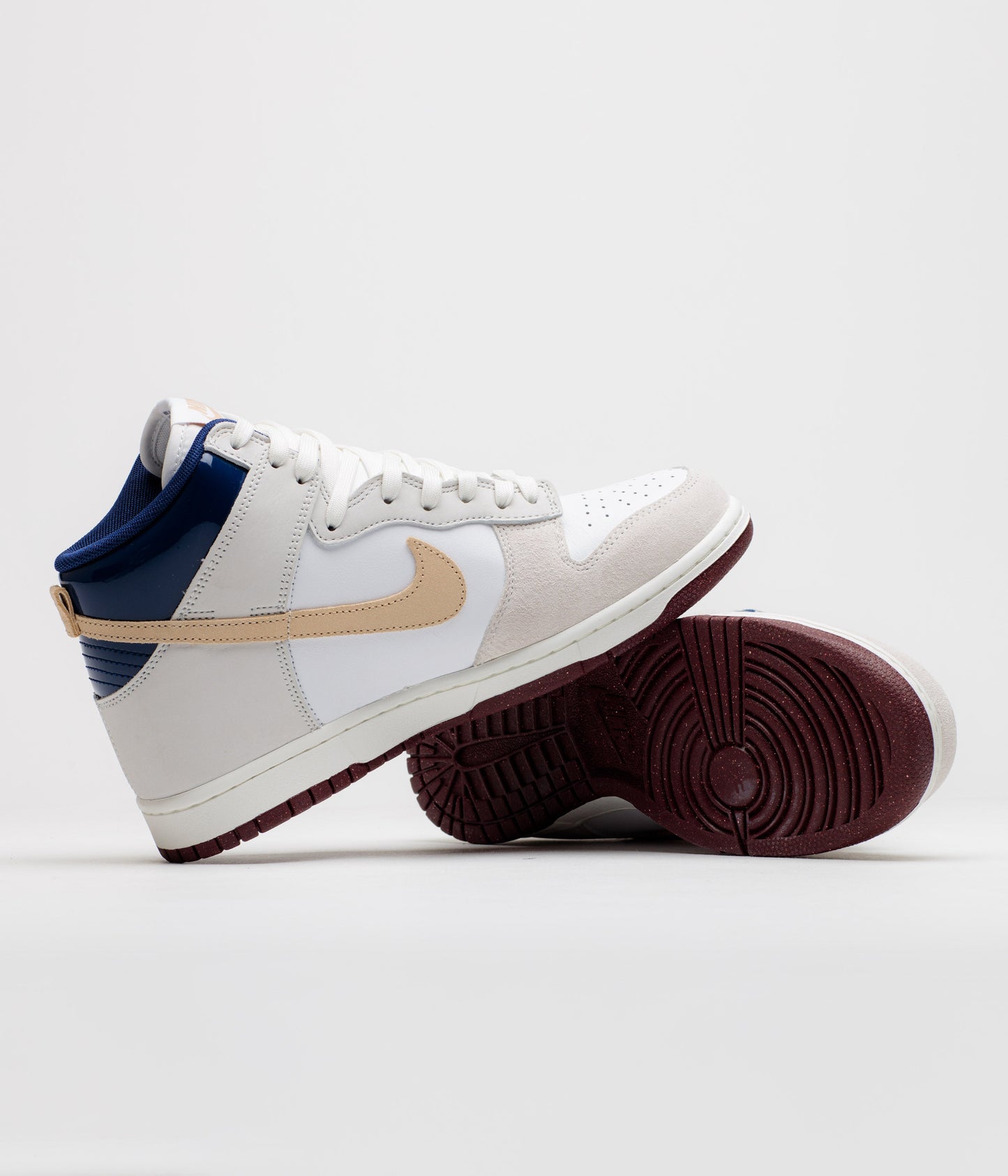 Nike SB x Beyond Dunk High Pro Shoes - White / Ivory - Sand Dune - Blue Void