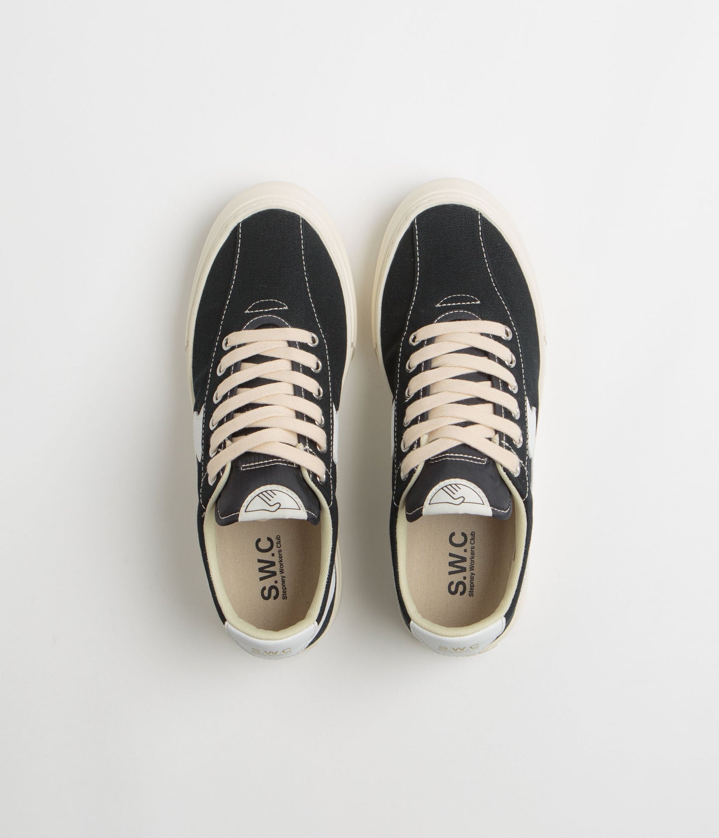 Stepney Workers Club Dellow Canvas S-Strike Cup Shoes - Black / White